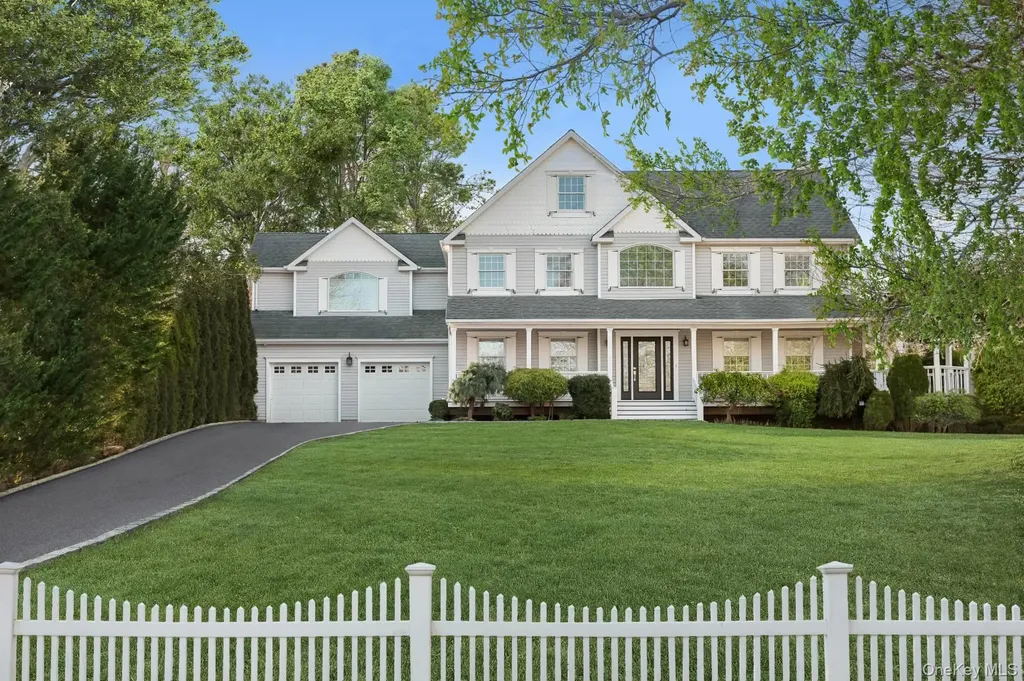 47 Bathing Beach Road Southampton NY 11968