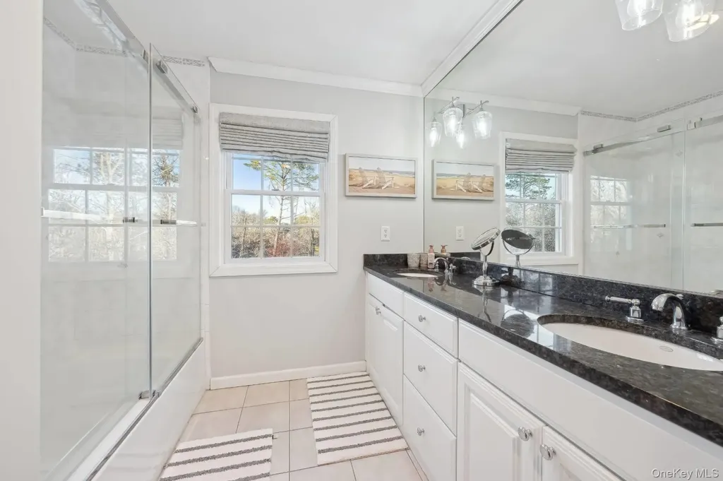 47 Bathing Beach Road Southampton NY 11968