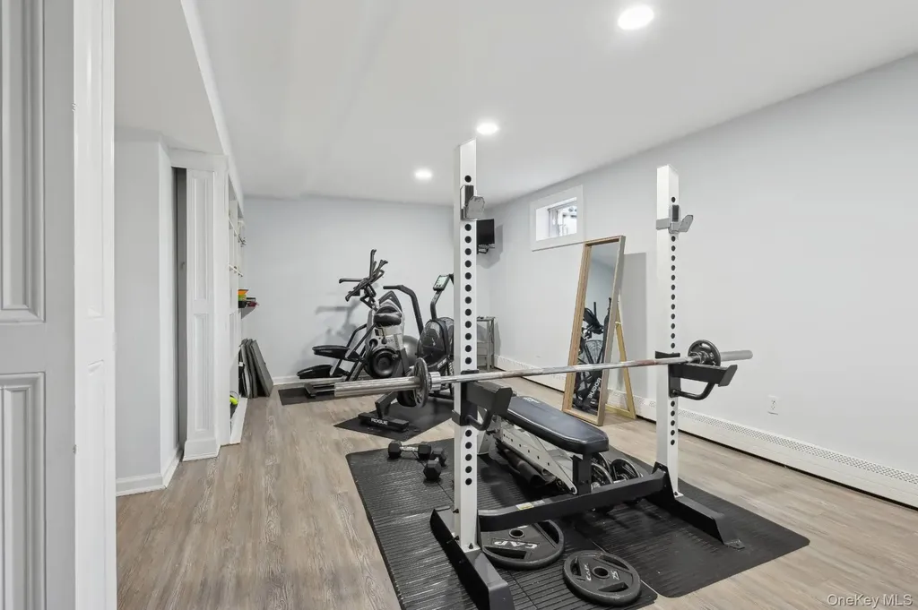 47 Bathing Beach Road Southampton NY 11968