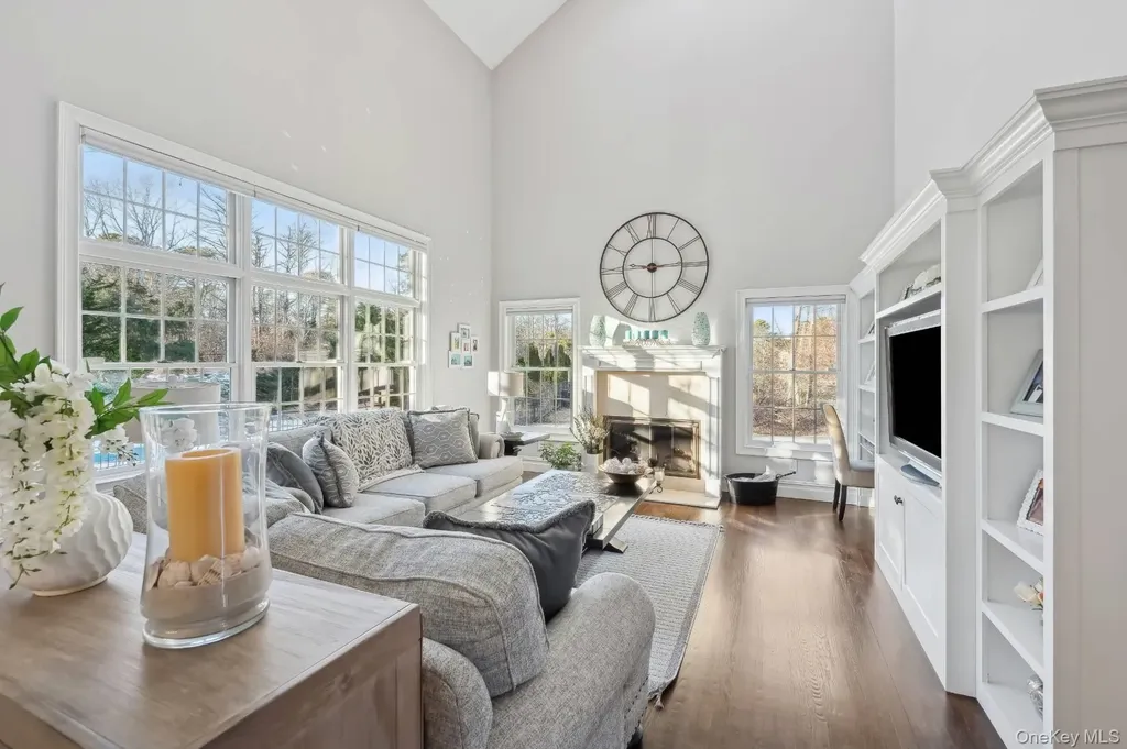 47 Bathing Beach Road Southampton NY 11968