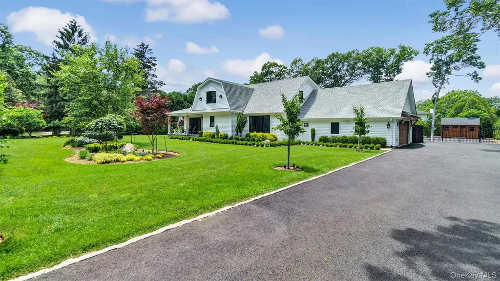 99 Beach Road Westhampton Beach NY 11978