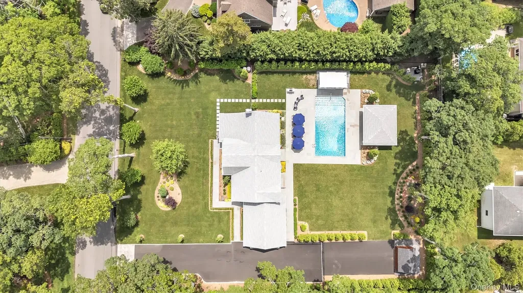 99 Beach Road Westhampton Beach NY 11978