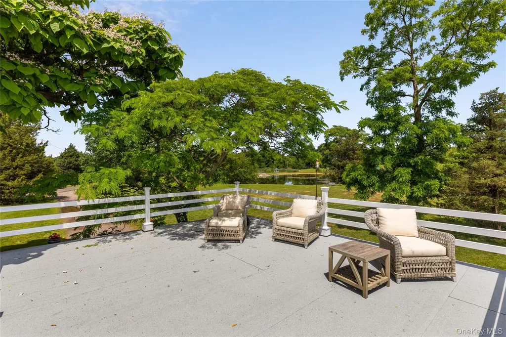 335 Centre Island Road Centre Island NY 11771