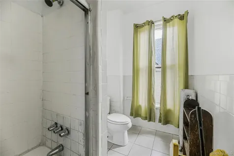66 W 2nd Street Mount Vernon NY 10550