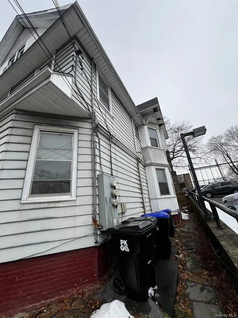 3 Balding Avenue Poughkeepsie NY 12601