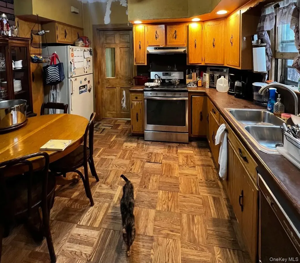 3 Balding Avenue Poughkeepsie NY 12601