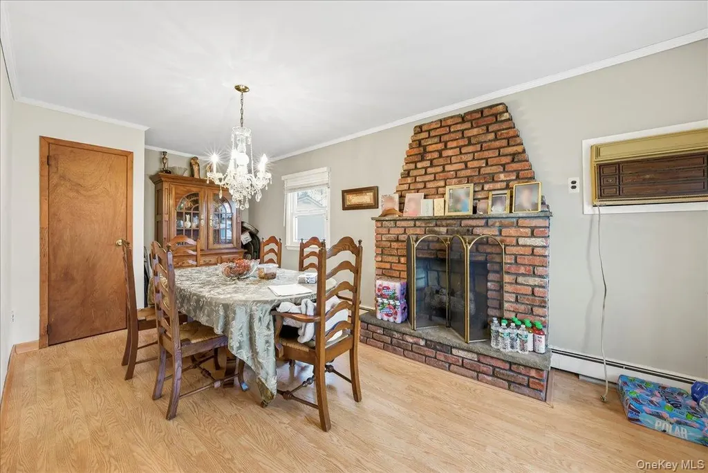17 Wilson Lane Bethpage NY 11714