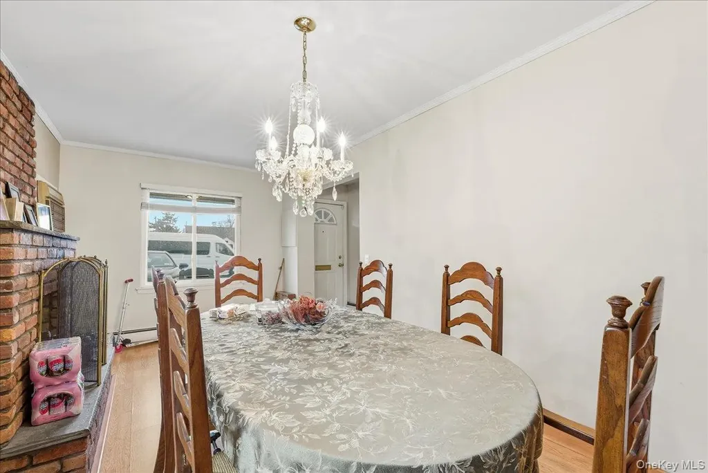17 Wilson Lane Bethpage NY 11714