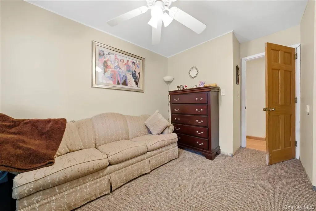 17 Wilson Lane Bethpage NY 11714