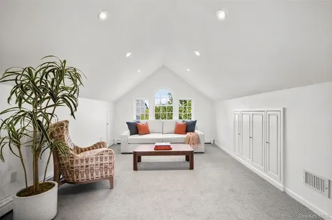 1314 Flagler Drive Mamaroneck NY 10543