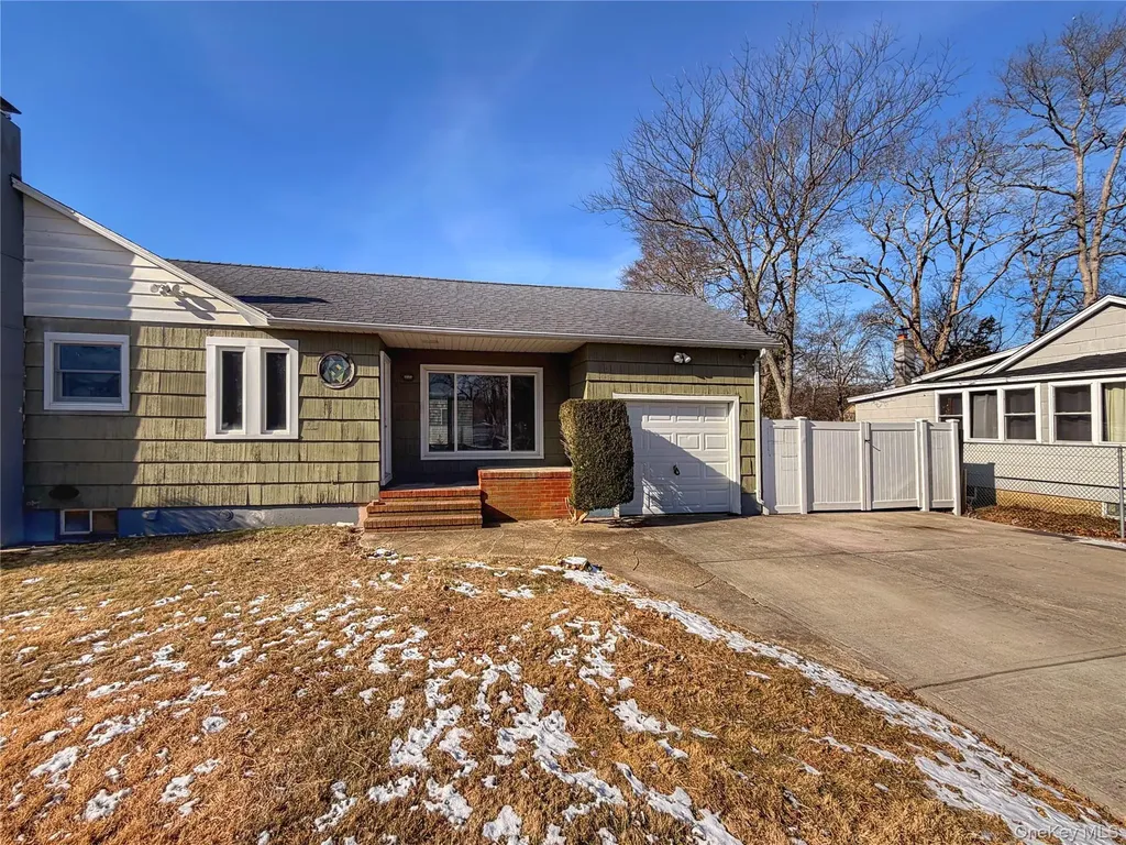 20 Bogota Road Mastic Beach NY 11951