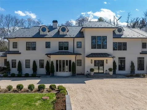 30 Wood Acres Road Brookville NY 11545