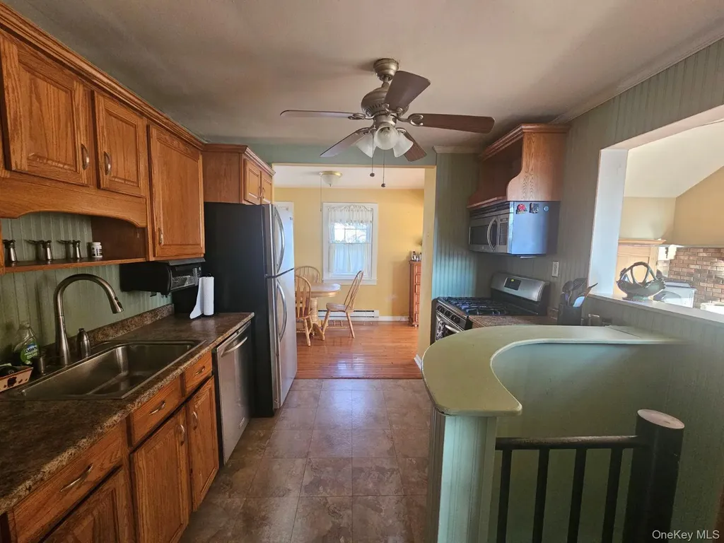 28 Putnam Drive Carmel NY 10512