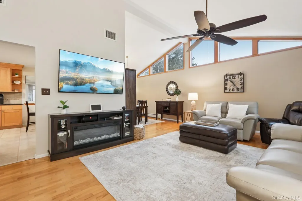 4 Austin Way Tappan NY 10983
