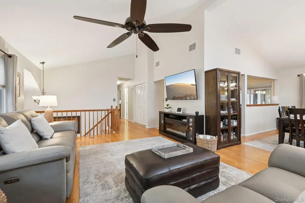 4 Austin Way Tappan NY 10983