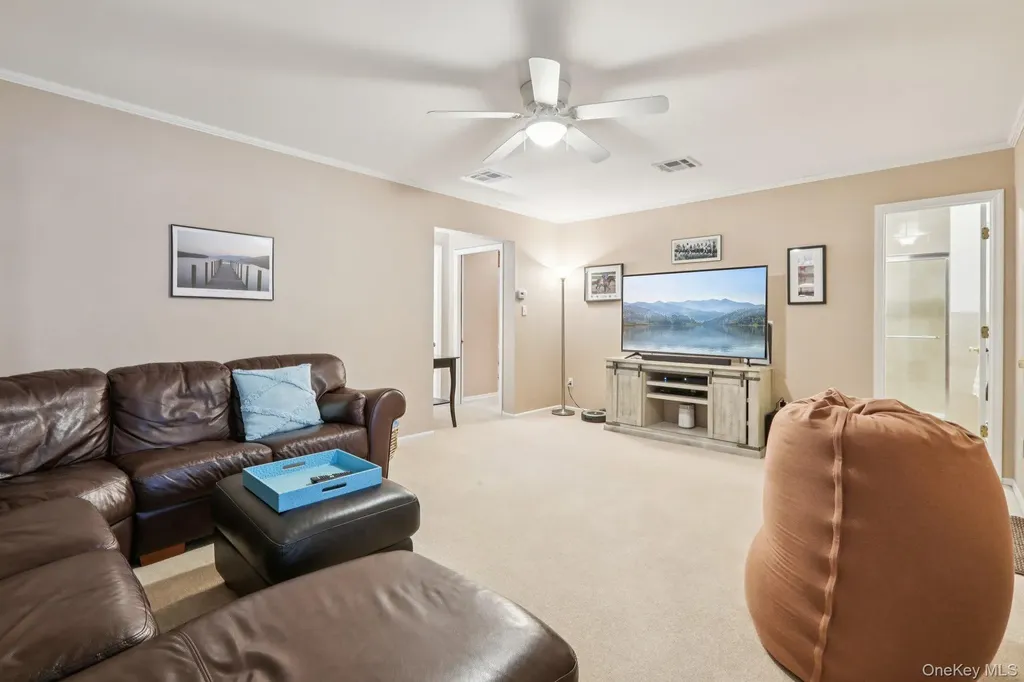4 Austin Way Tappan NY 10983