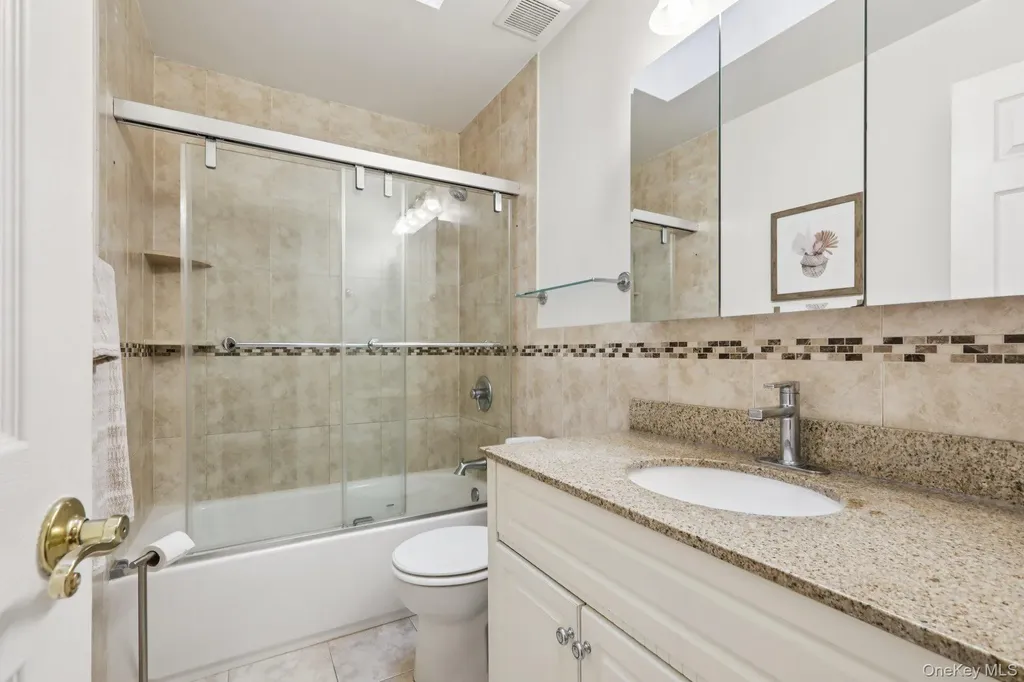 4 Austin Way Tappan NY 10983