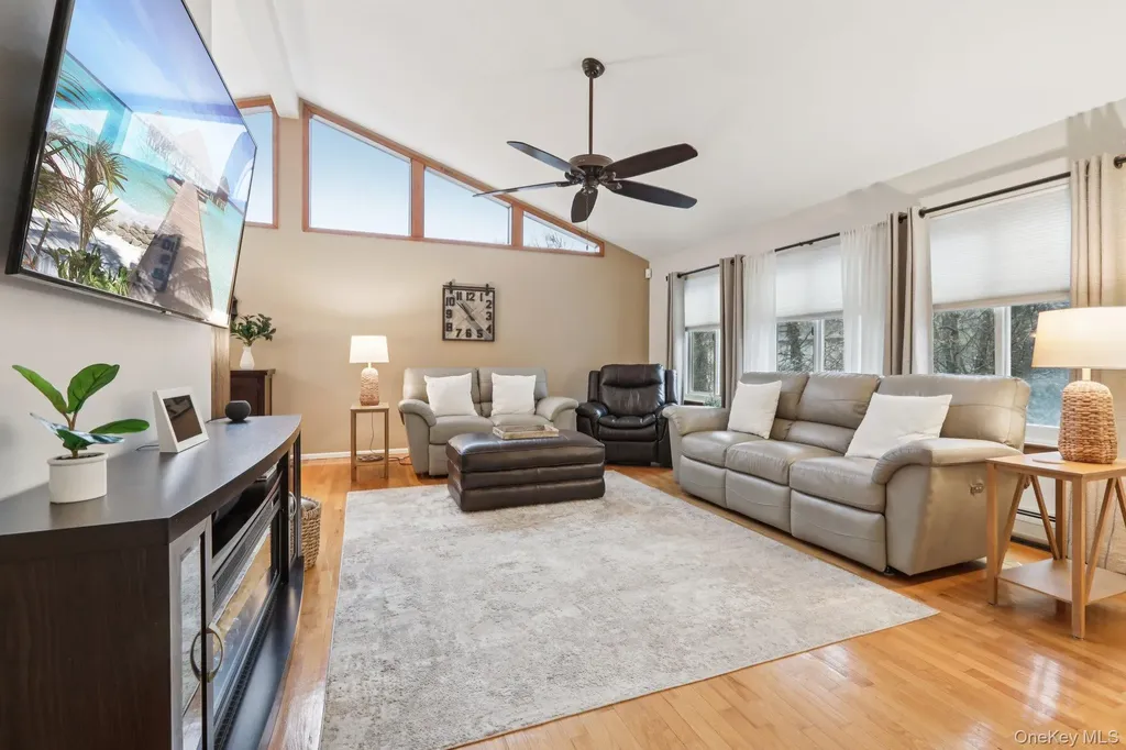 4 Austin Way Tappan NY 10983