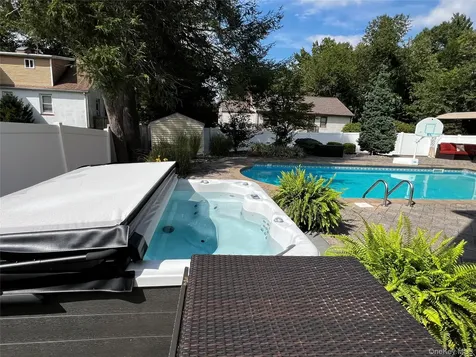 4 Austin Way Tappan NY 10983