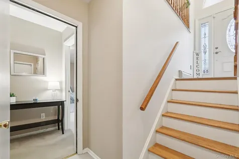 4 Austin Way Tappan NY 10983