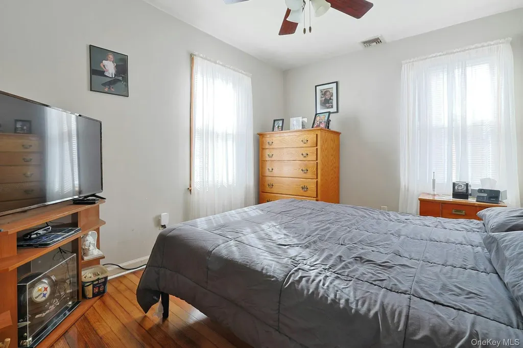 16 Richardson Place Eastchester NY 10709