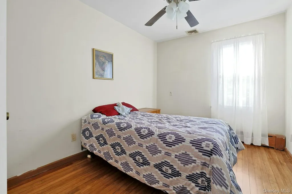 16 Richardson Place Eastchester NY 10709