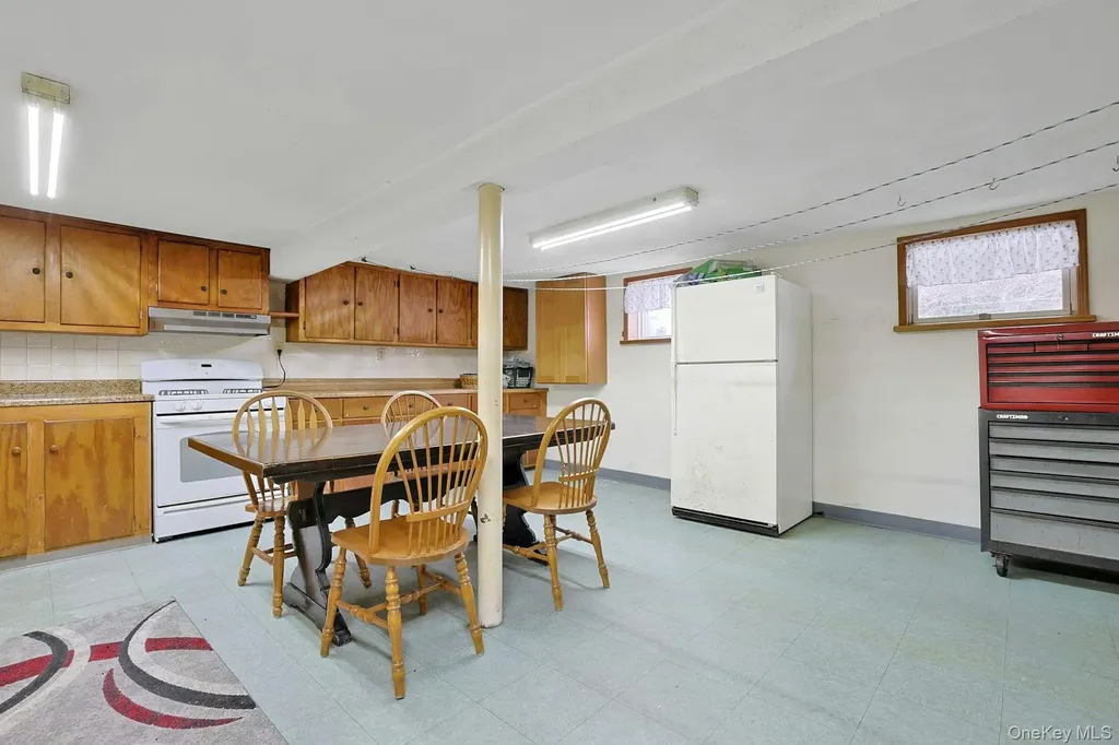 16 Richardson Place Eastchester NY 10709