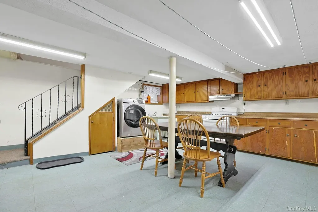 16 Richardson Place Eastchester NY 10709