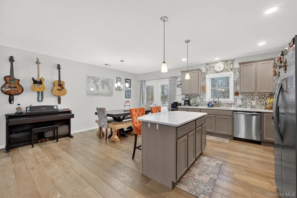 5 Third Street Milton NY 12547