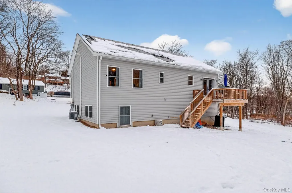 5 Third Street Milton NY 12547