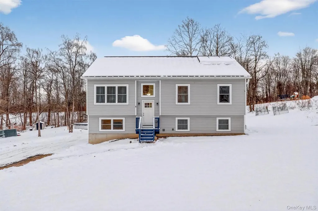 5 Third Street Milton NY 12547