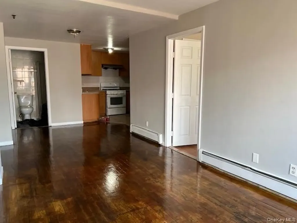 132-59 41st Road Flushing NY 11355