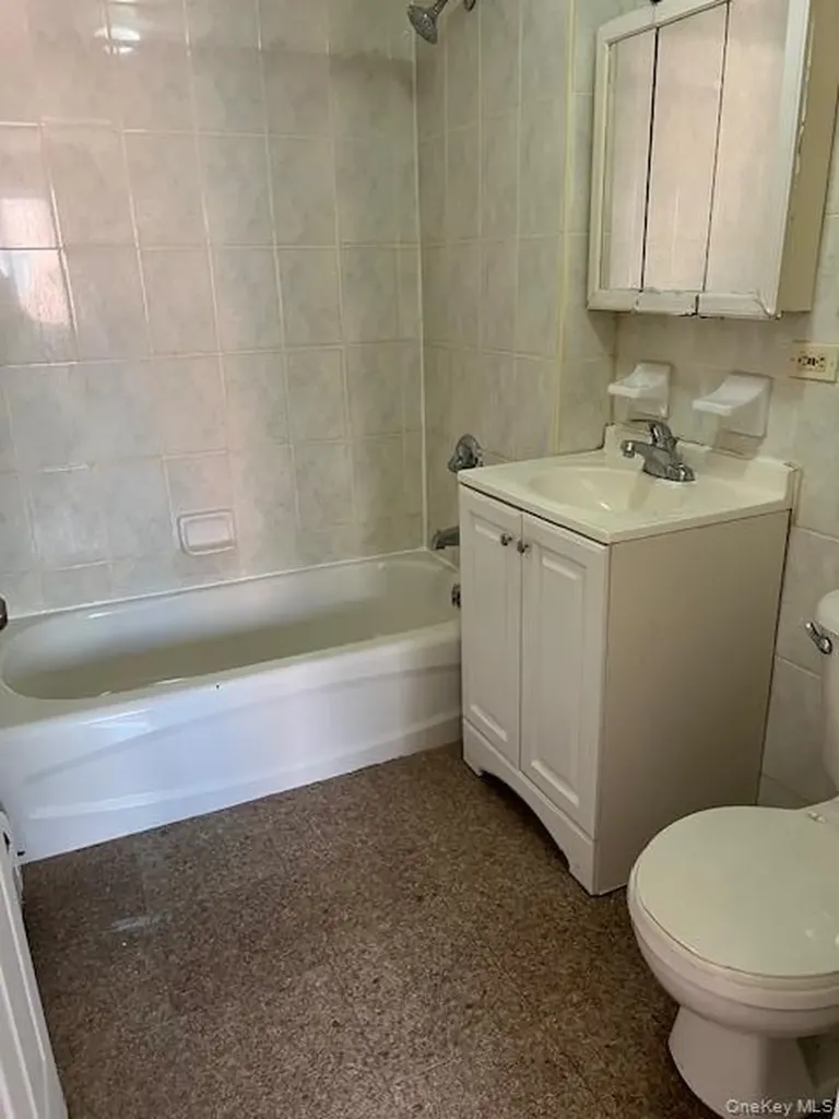 132-59 41st Road Flushing NY 11355