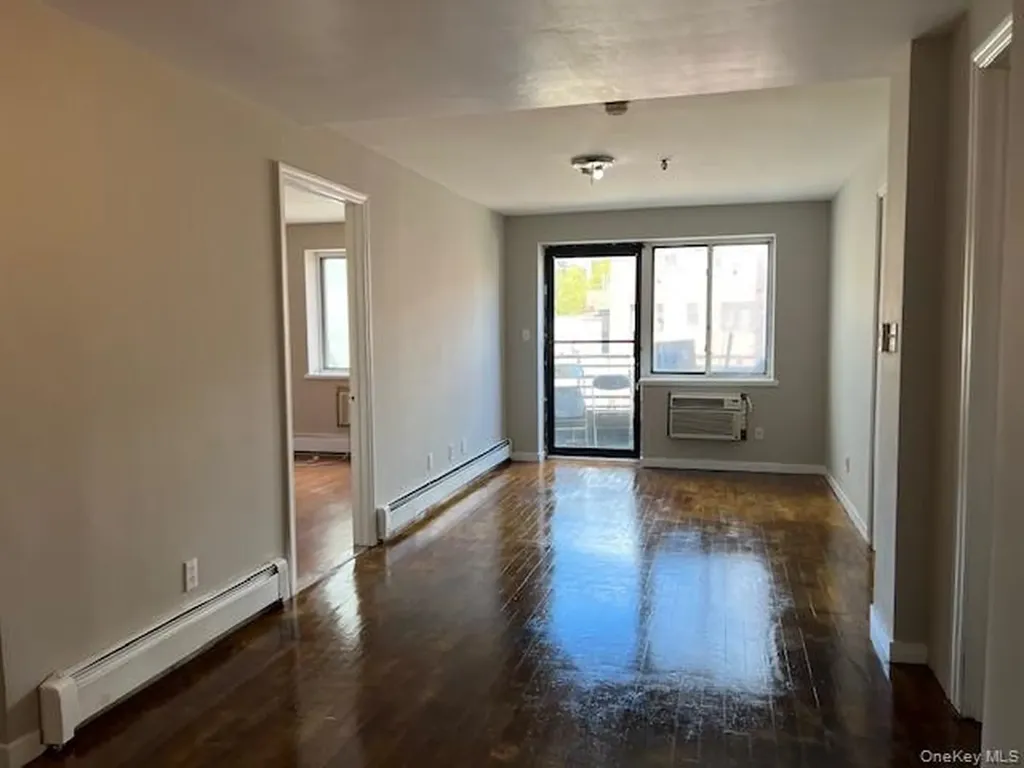 132-59 41st Road Flushing NY 11355