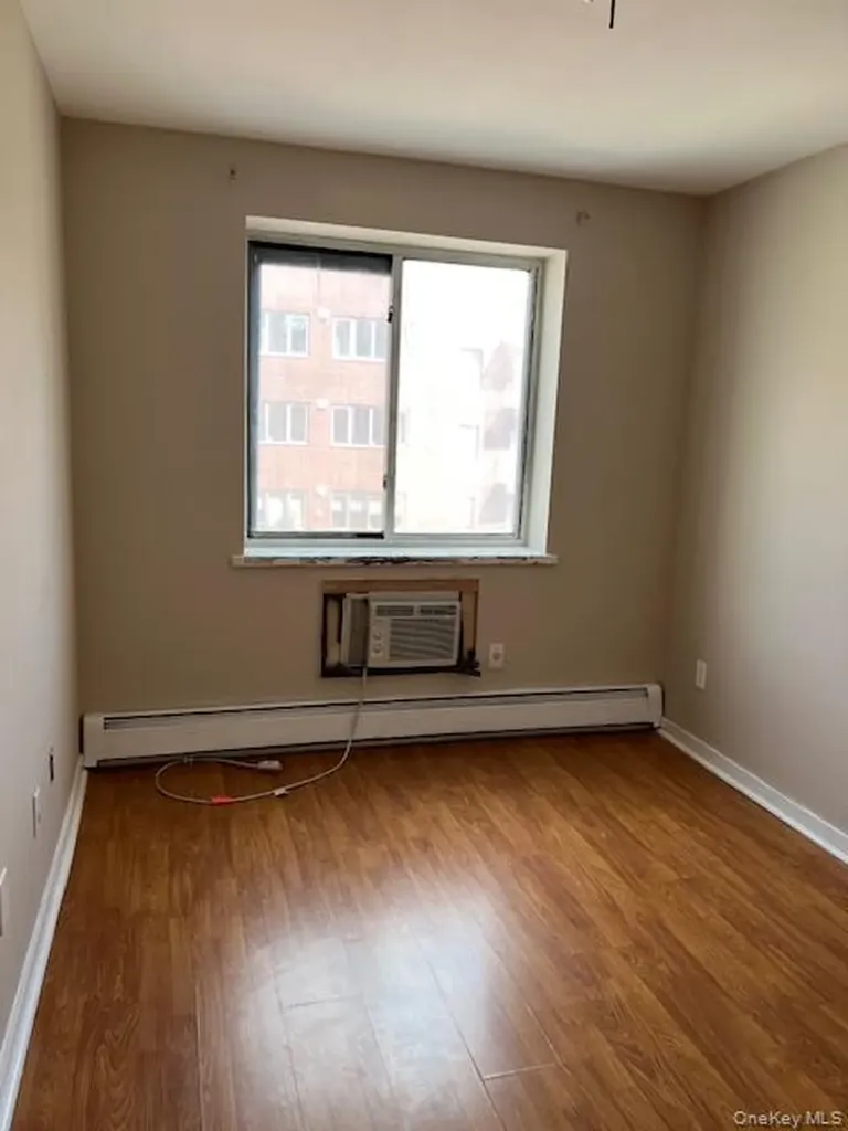132-59 41st Road Flushing NY 11355