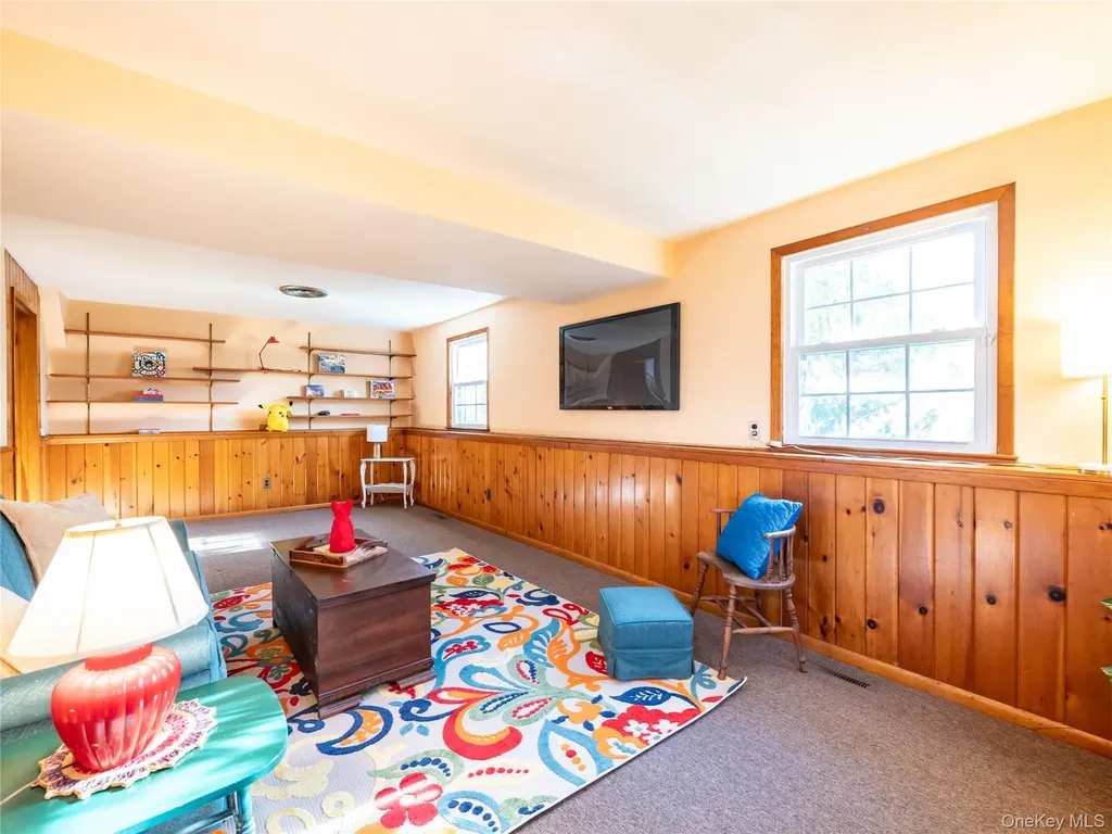 427 Ryder Road Manhasset NY 11030