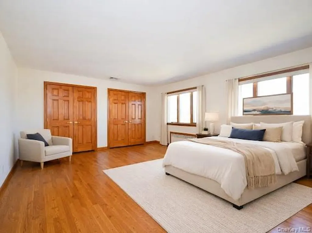 151-52 21st Avenue Whitestone NY 11357