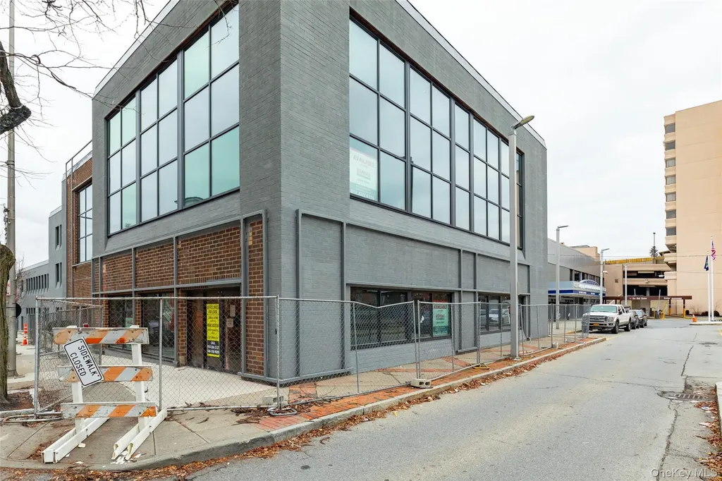 233-237 Main Street Poughkeepsie NY 12601