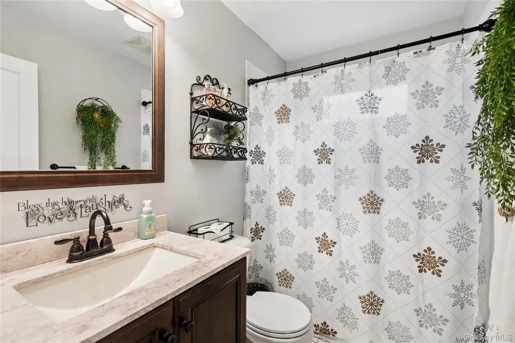 24 Park Place Patchogue NY 11772