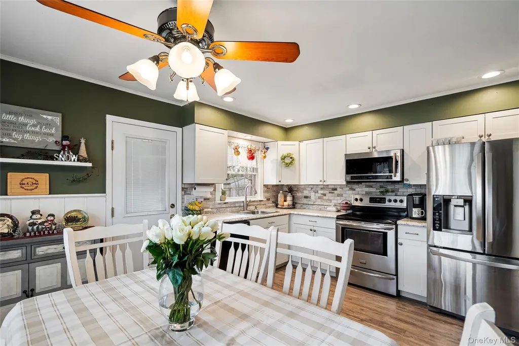 24 Park Place Patchogue NY 11772