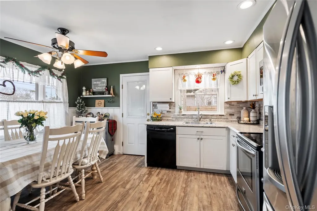 24 Park Place Patchogue NY 11772