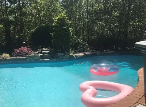 4 Sheila Court Manorville NY 11949