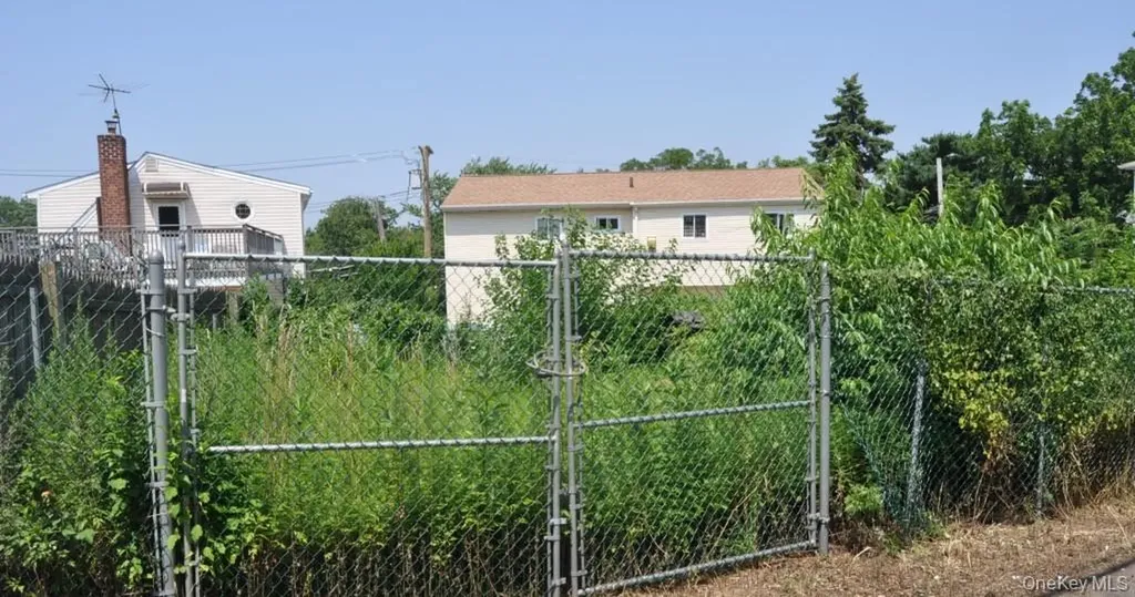 12122 Hook Creek Boulevard Rosedale NY 11422
