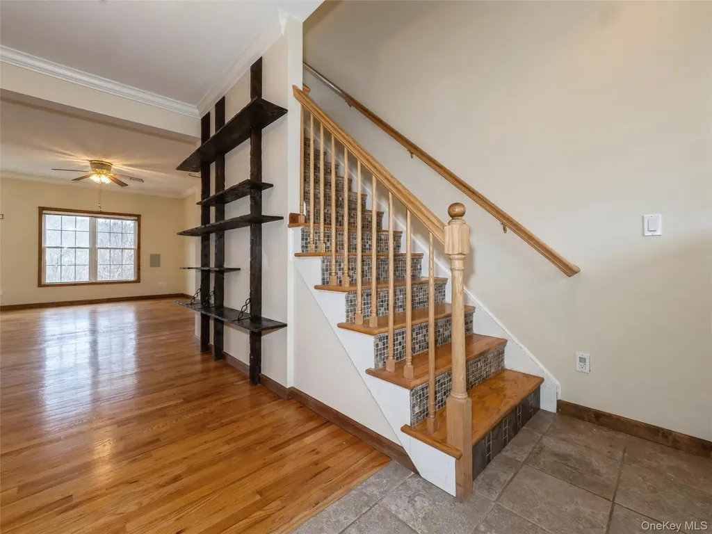 43 Aveonis Court Fishkill NY 12524