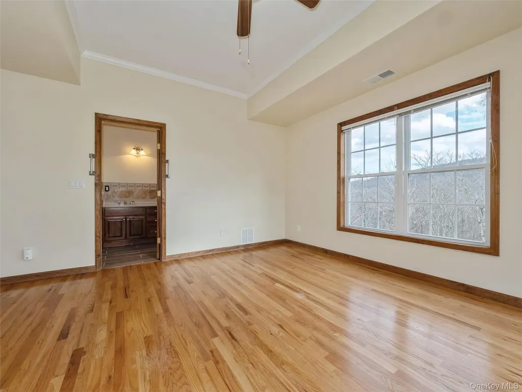 43 Aveonis Court Fishkill NY 12524