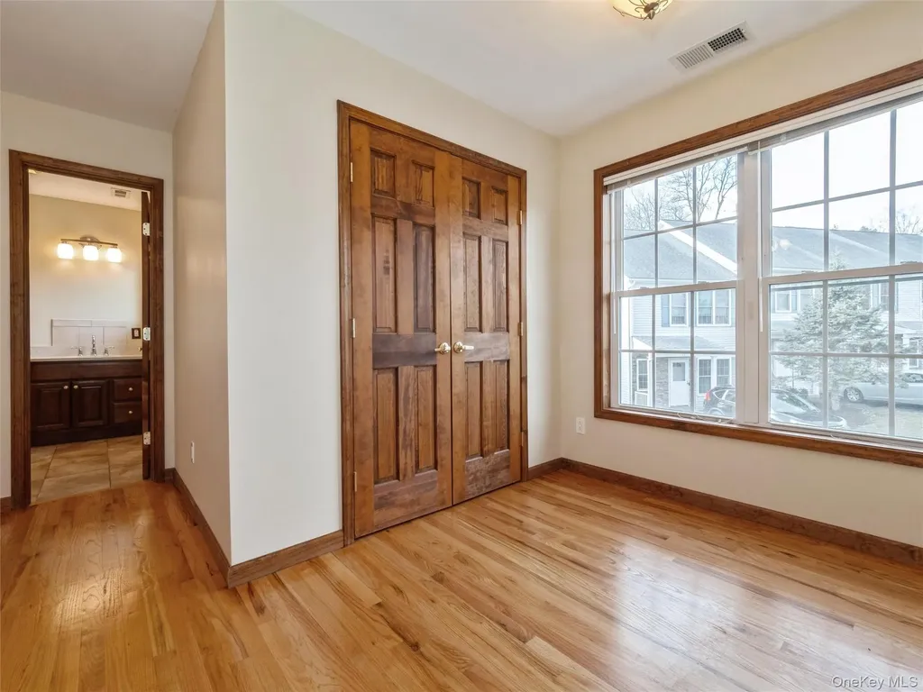 43 Aveonis Court Fishkill NY 12524