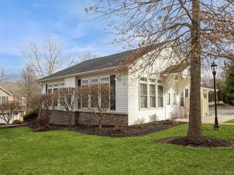 43 Aveonis Court Fishkill NY 12524