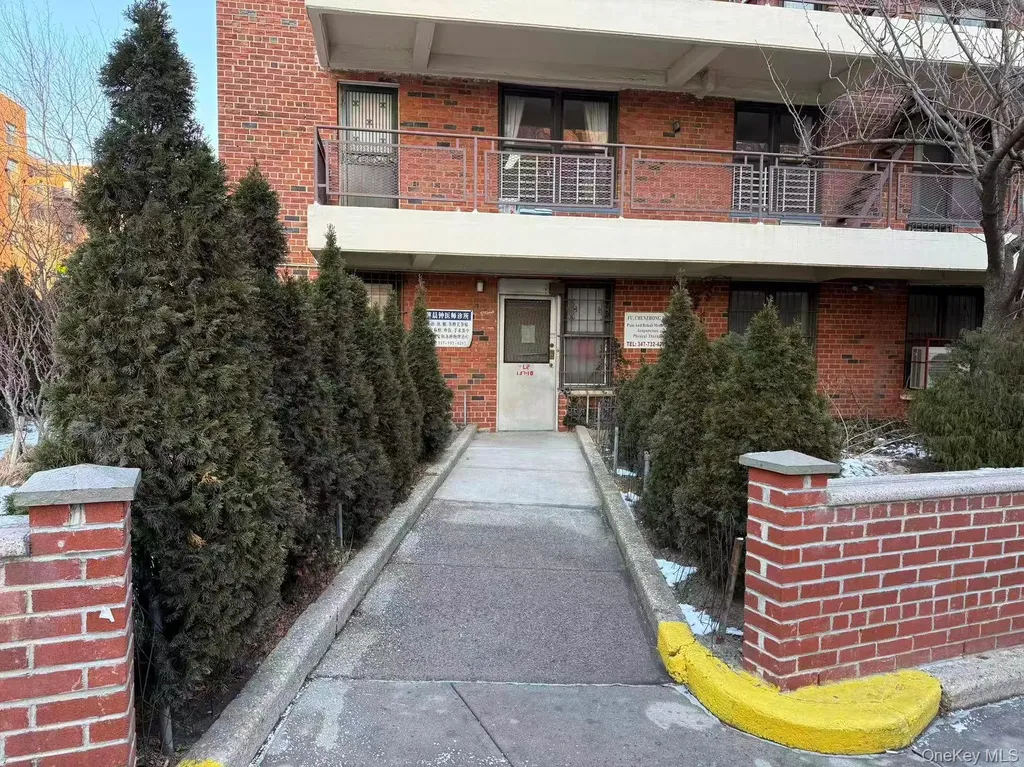 13710 Franklin Avenue Flushing NY 11355