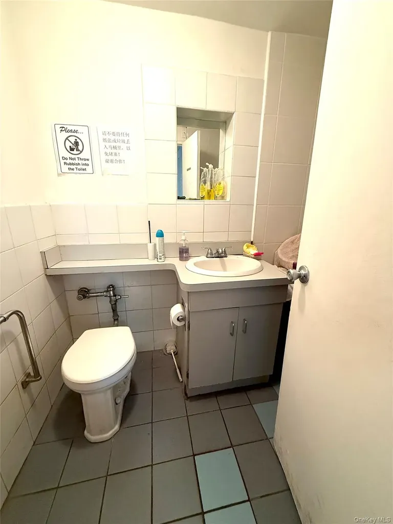 13710 Franklin Avenue Flushing NY 11355
