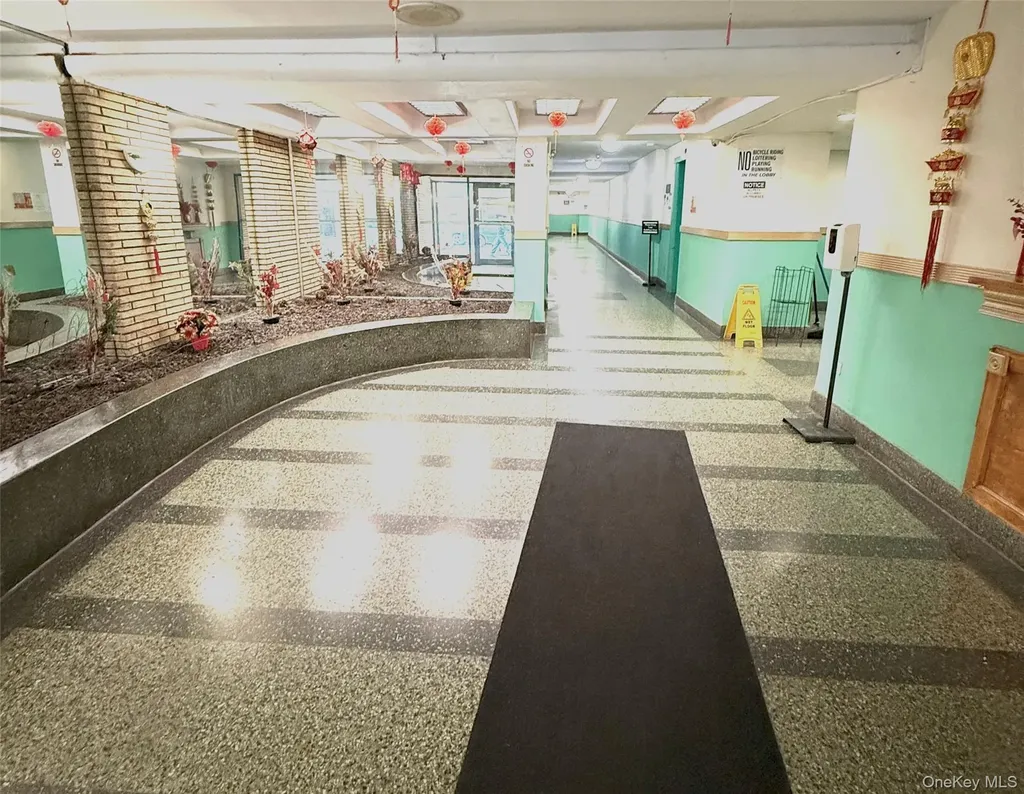 13710 Franklin Avenue Flushing NY 11355
